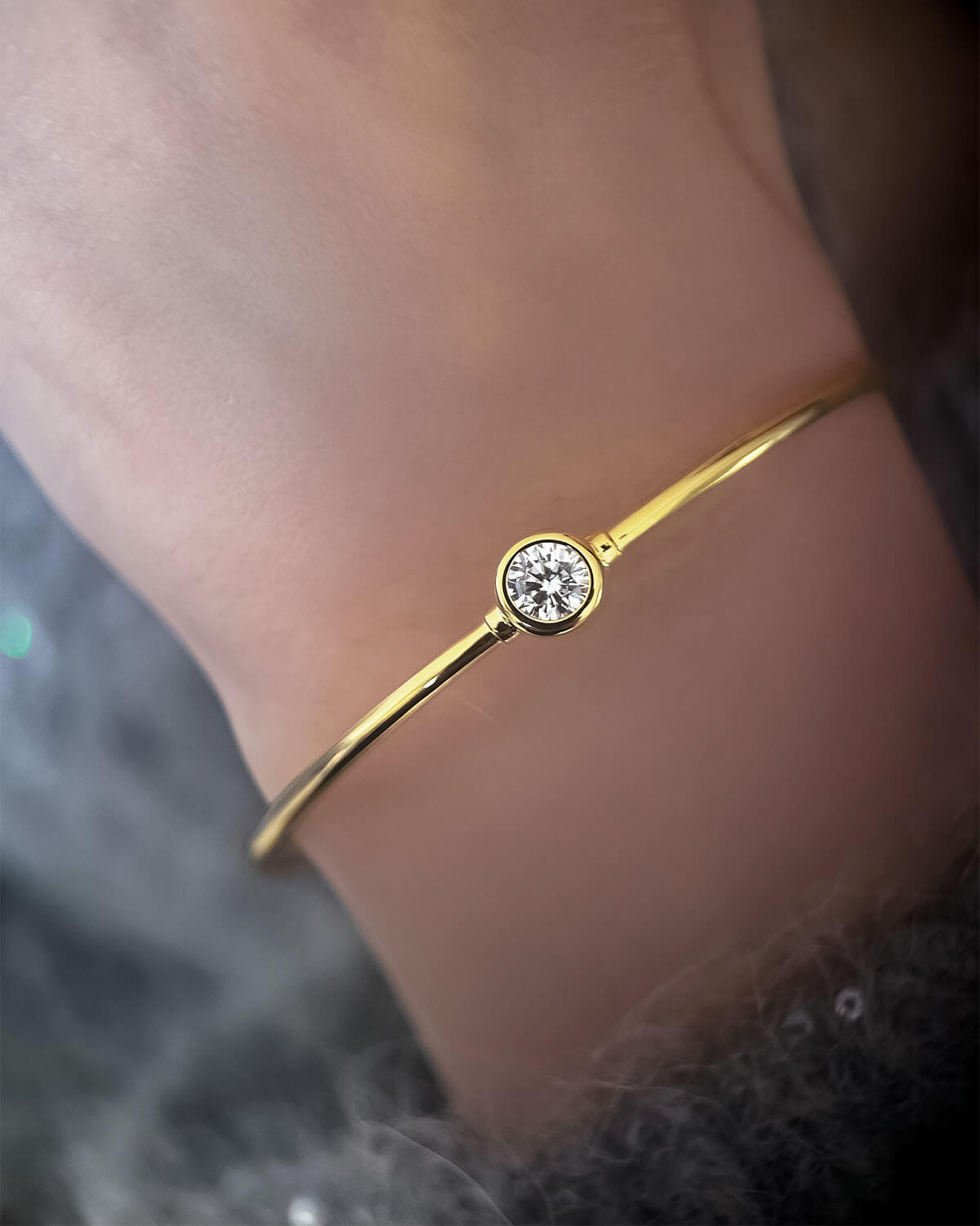 Eclipse Glow – 1/2 Carat Gold Bracelet