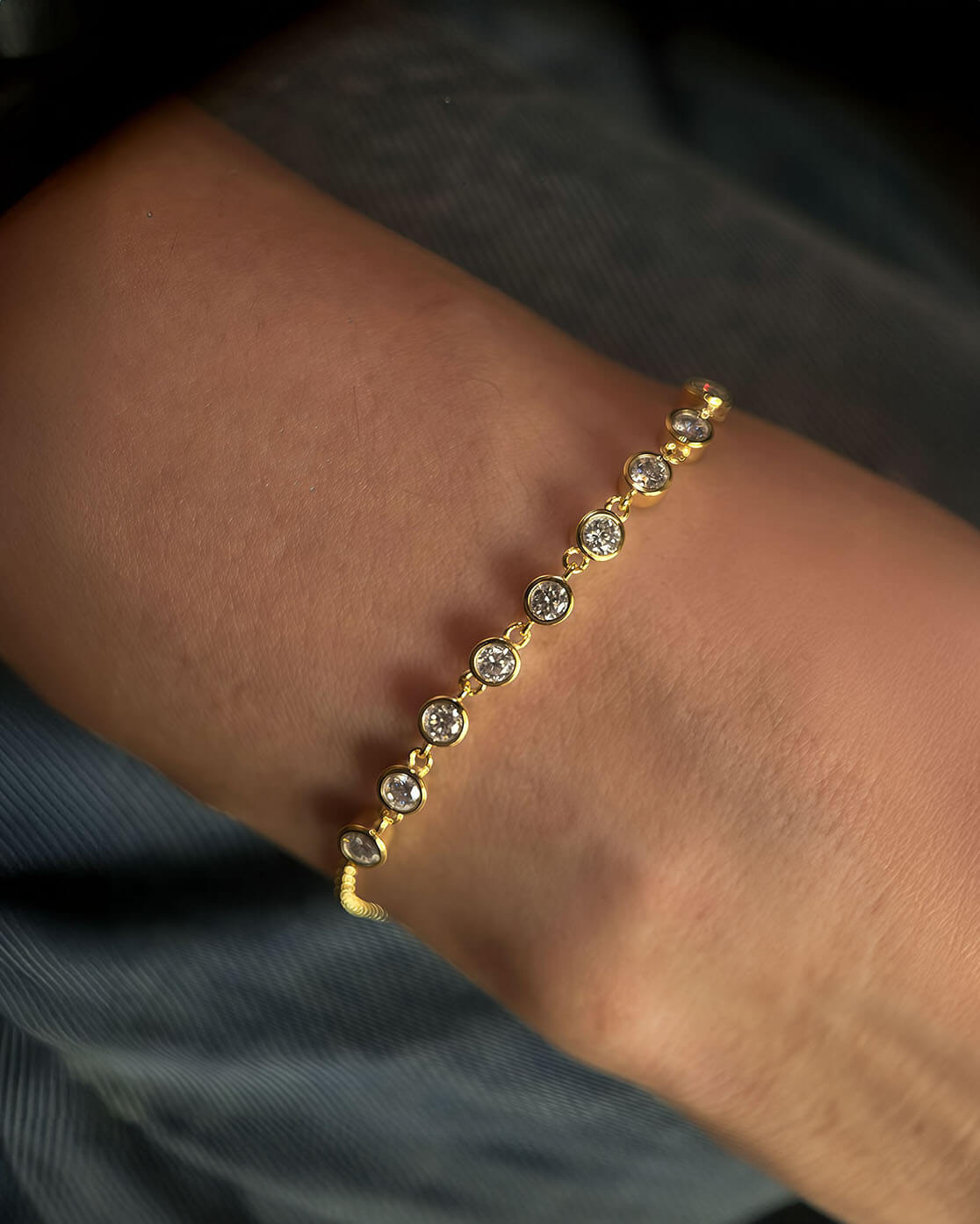 Aurora Line – Single Row Diamond Bracelet