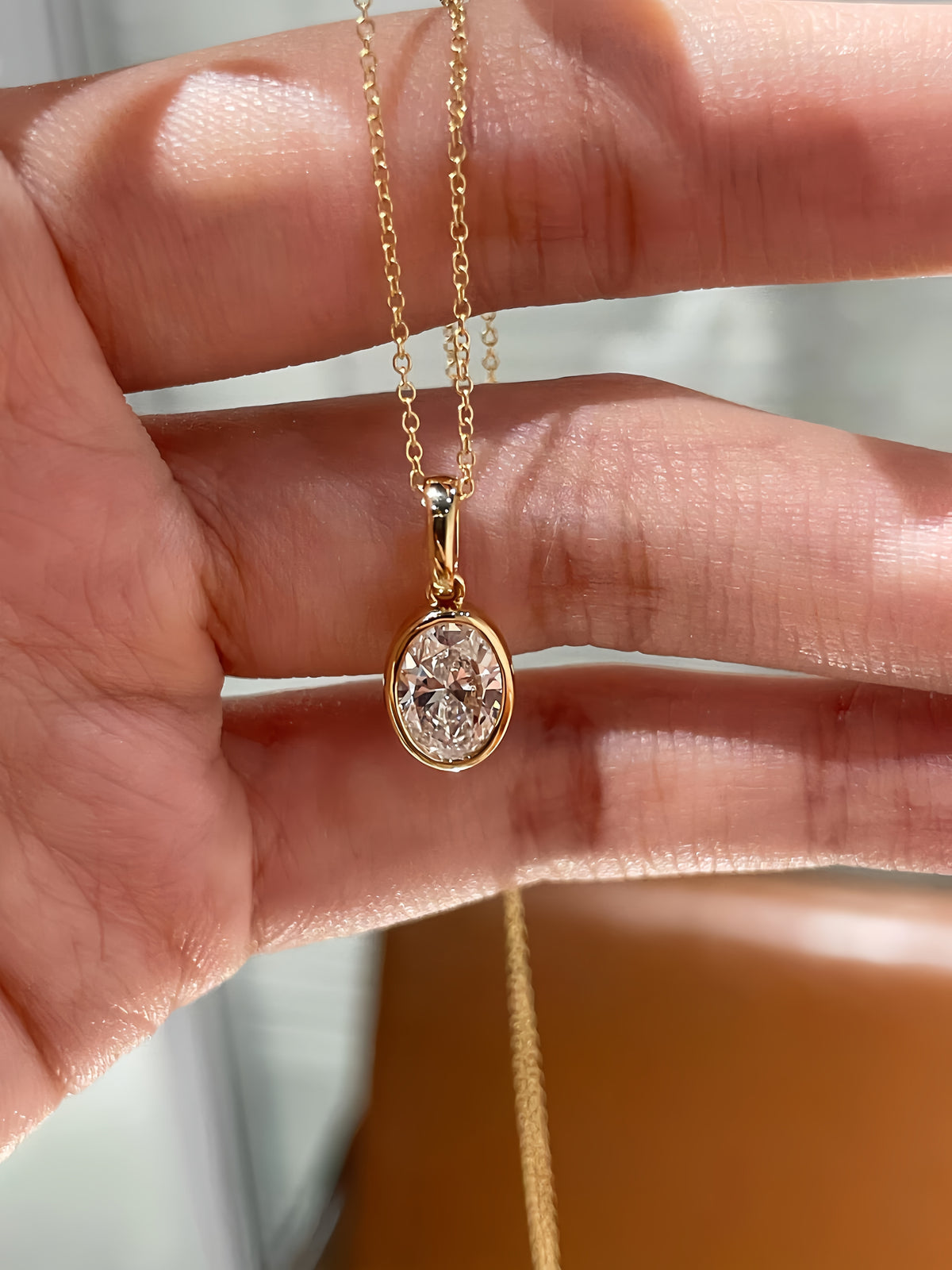 Olea Shine – Bezel Lab Diamond Necklace Pendant