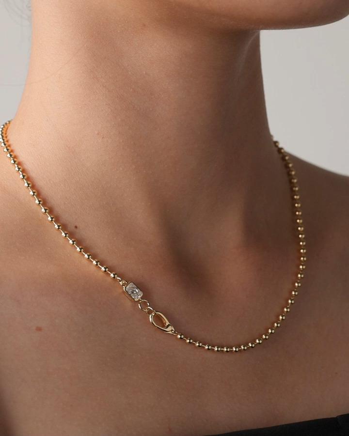 Lina Glow – Half Carat Beaded Necklace