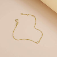 Radiant Dot – Minimalist Gold and Diamond Bracelet