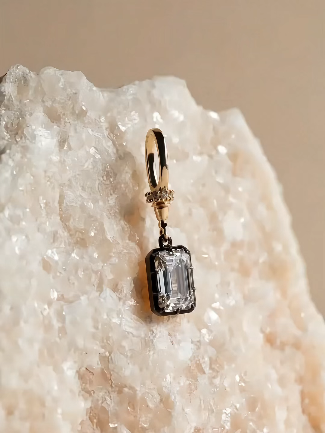 Maren Lab Diamond Pendant