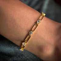 Celeste Link – Openwork Diamond Bracelet