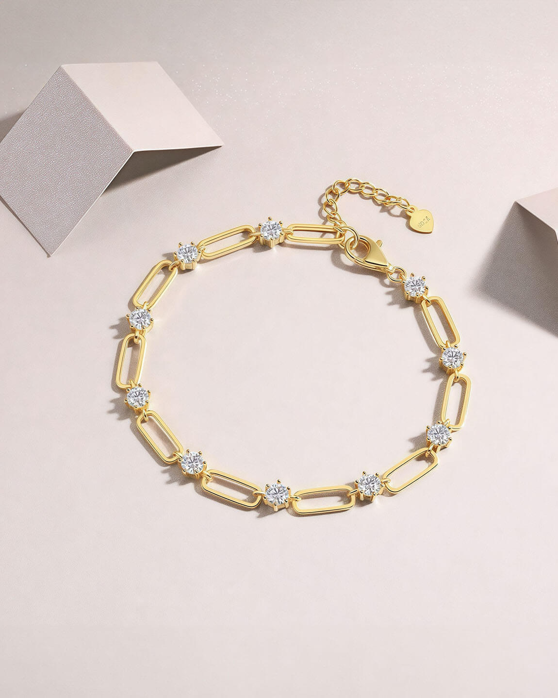 Celeste Link – Openwork Diamond Bracelet