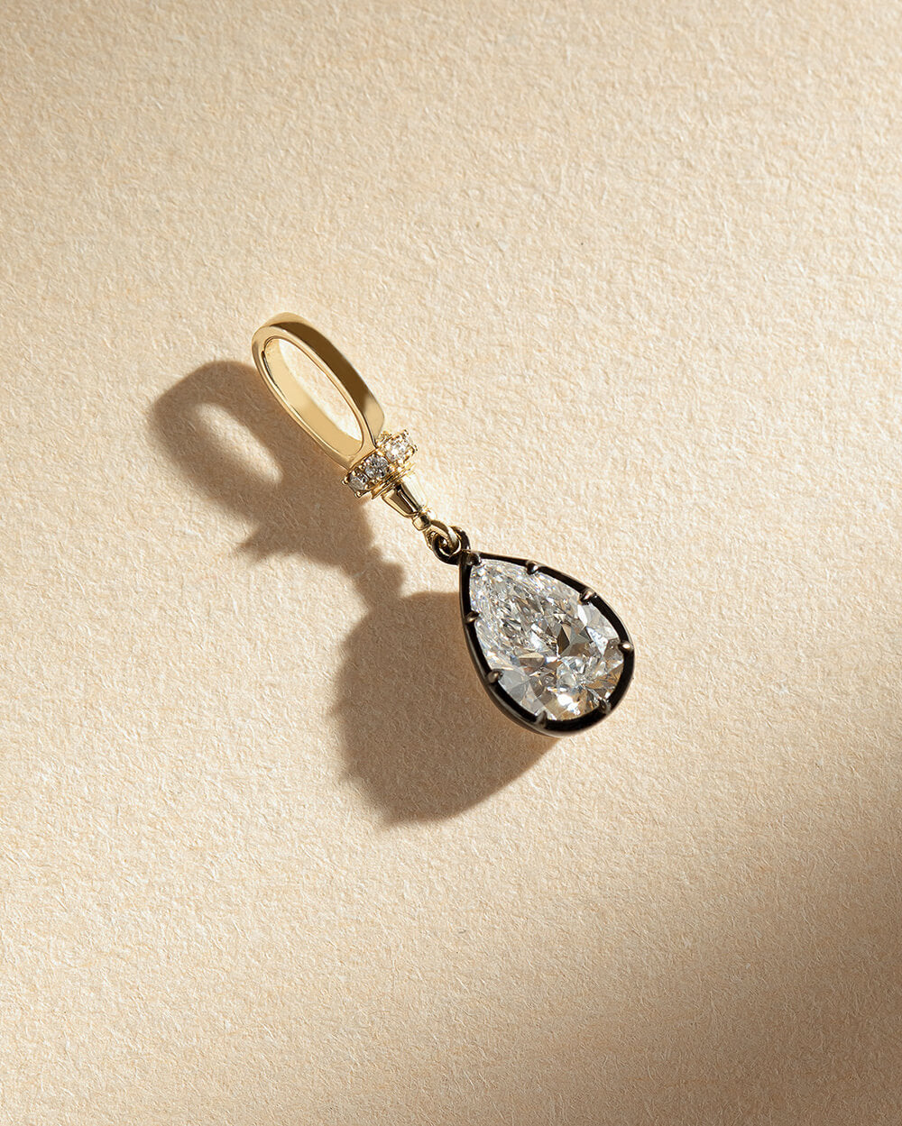 Maren Lab Diamond Pendant