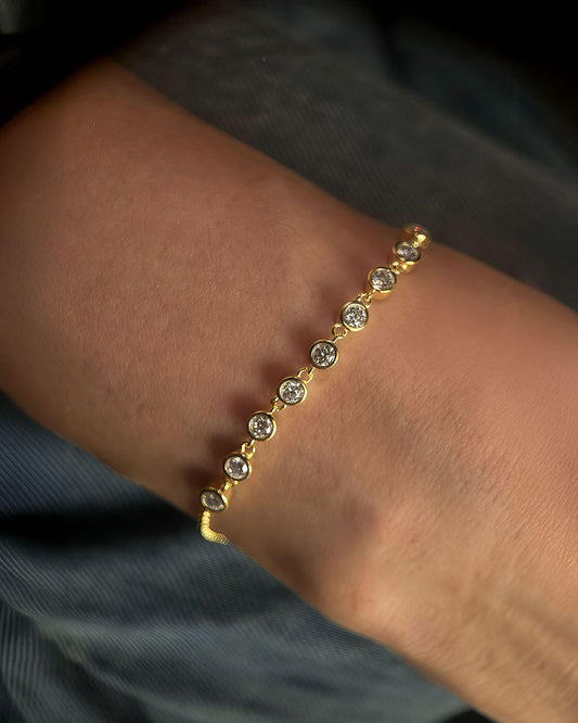 Aurora Line – Single Row Diamond Bracelet